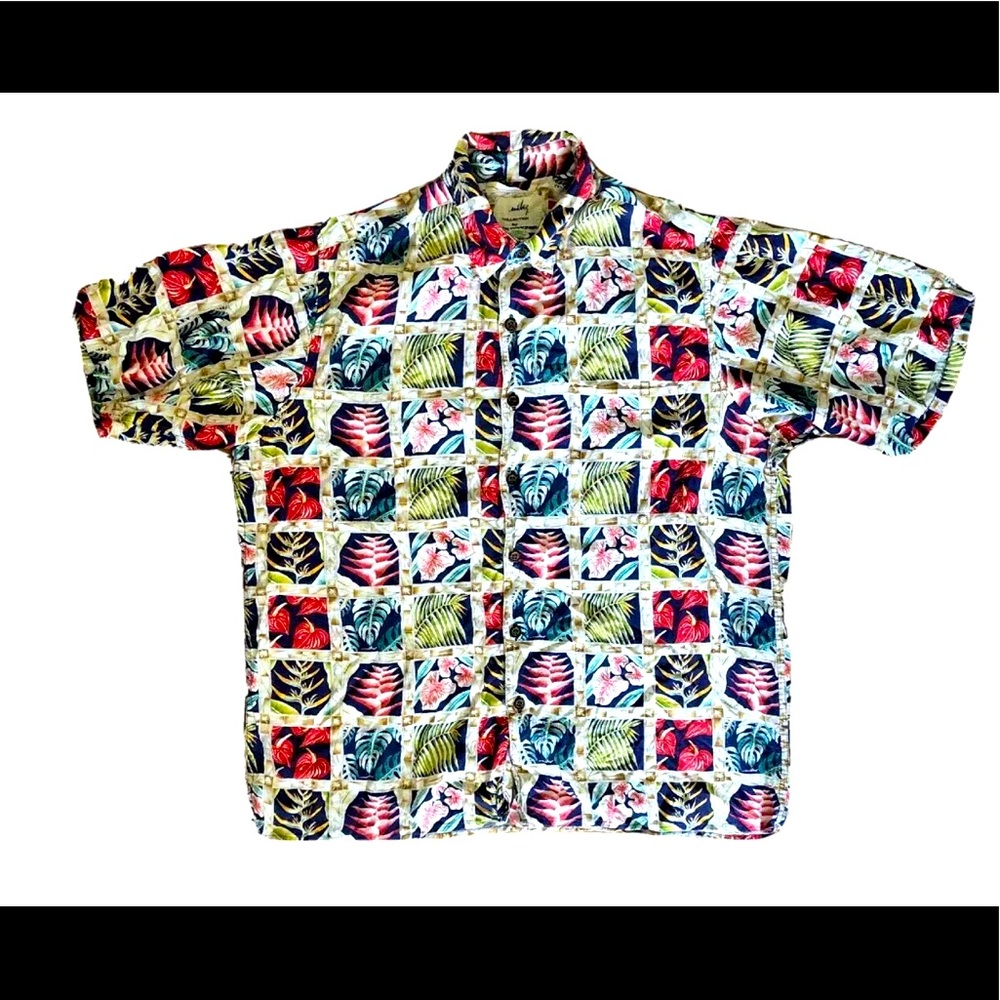 Miley Collection By Reyn Spooner Floral Rayon Hawaiian Shirt - Men’s Medium
